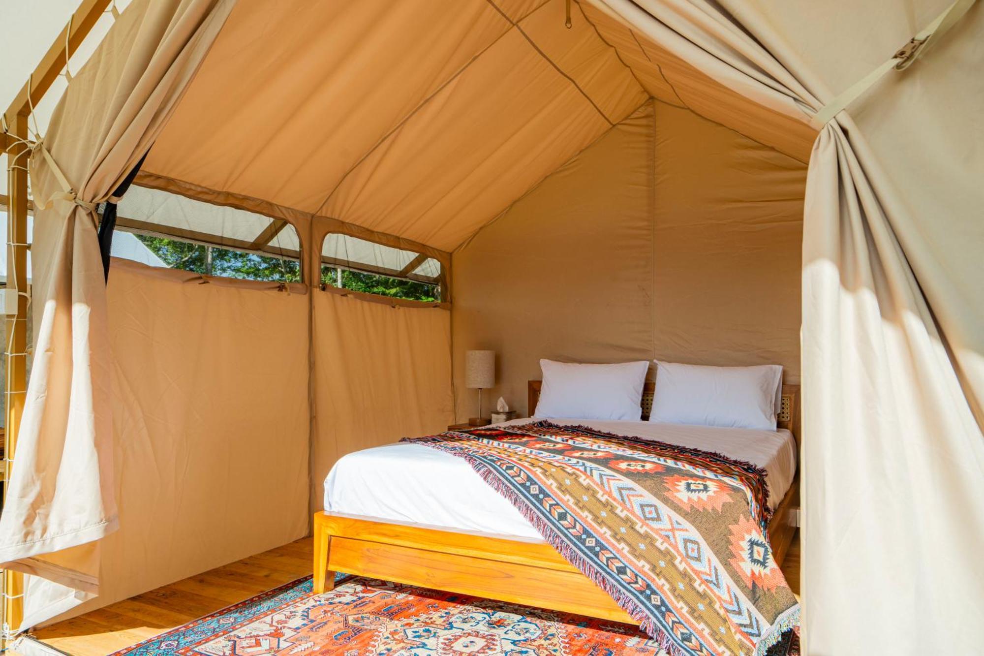 Green Lava Lake View Glamping Bedugul Eksteriør billede